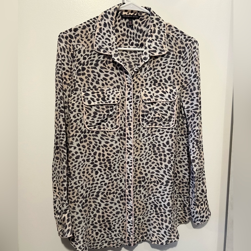 Vintage VS catalog leopard button down size XS